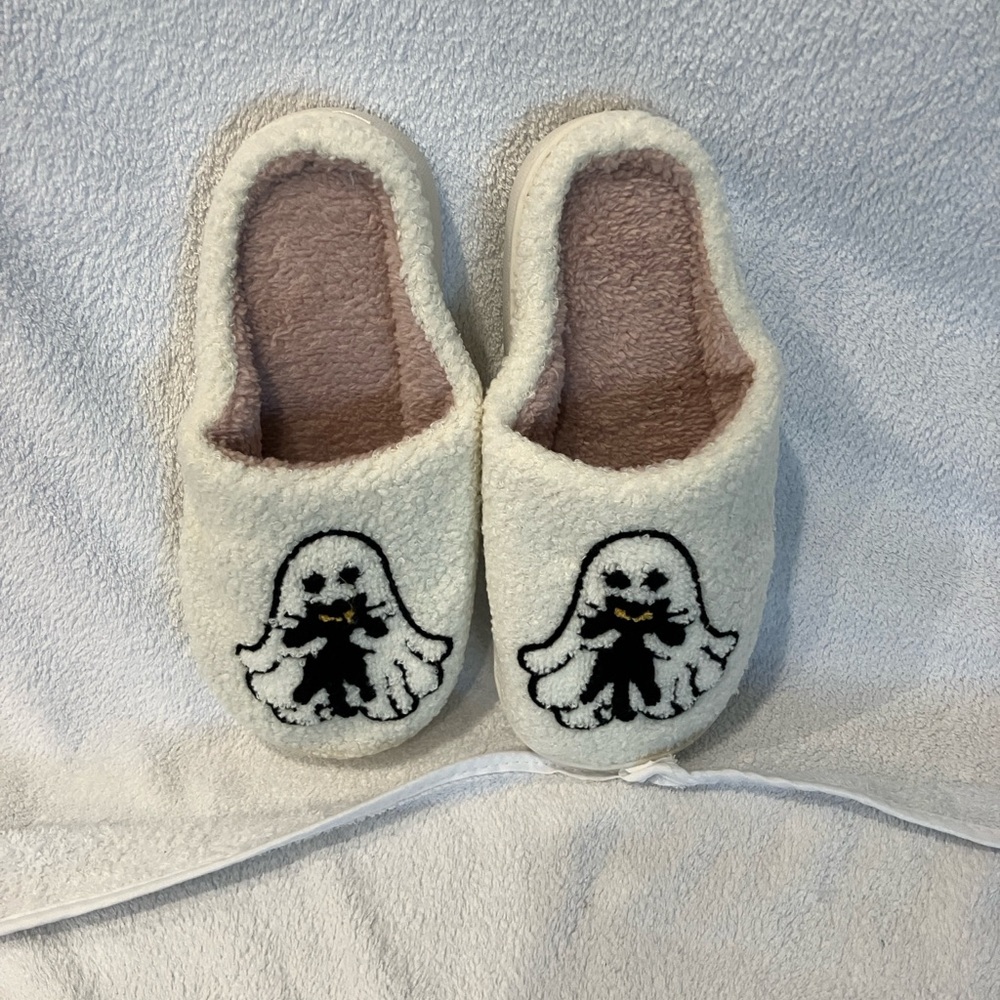 Source Unknown Cream & Pink Ghost Patch Fleece Sl… - image 3